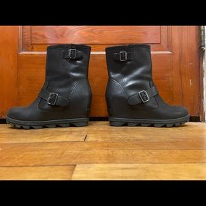 Sorel Joan of Arctic wedge II boot 7.5 - gently worn. Original package